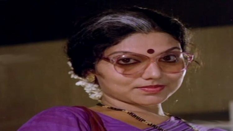 Y. Vijaya Repati Pourulu Movie Y Vijaya Rallapalli Scene Rajasekhar