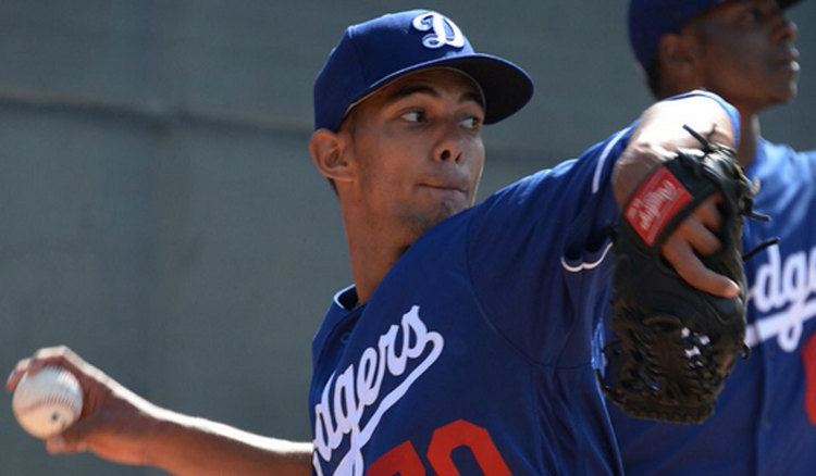 Yaisel Sierra Dodgers plan to use Cuban righthander Yaisel Sierra as a reliever