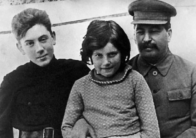 Yakov Dzhugashvili Yakov Dzhugashvili Stalin39s son prisoner of the Germans