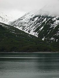 Yakutat Bay httpsuploadwikimediaorgwikipediacommonsthu