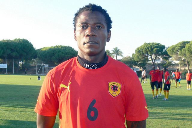 Yamba Asha Footballer Yamba Asha to sue coach Zeca Amaral Sports Angola