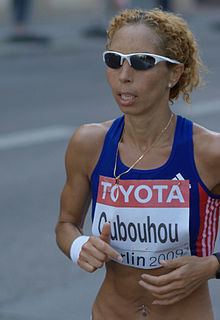 Yamna Oubouhou httpsuploadwikimediaorgwikipediacommonsthu