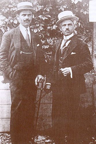 Yanaki and Milton Manaki