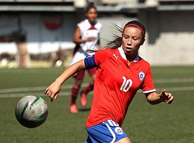 Yanara Aedo Yanara Aedo es la nueva compaera de Christiane Endler en el