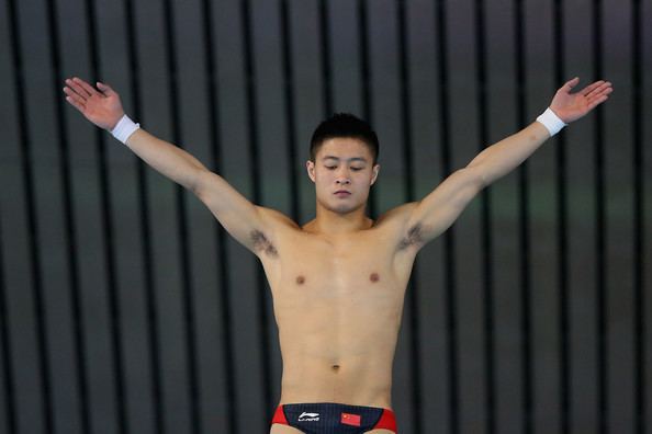 Yang Jian (diver) Diving World Cup Yang Jian wins gold Qui Bo settles for