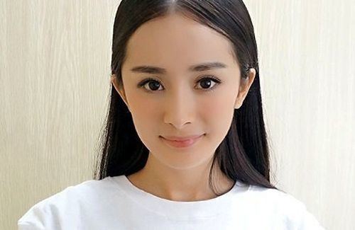 Yang Mi 2bbaf17d301e759ffc063dc1b547b936cf1cdeaf777c85aef2309498bf08942clarge