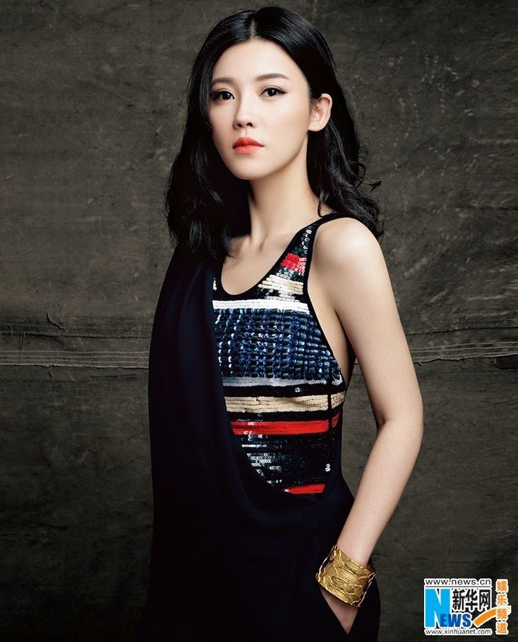 Yang Zishan Elegant Yang Zishan releases her latest fashion shoot China