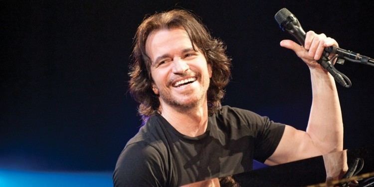 Yanni INTERVIEW Yanni Tells HuffPostUK About Juggling Stars Schedules