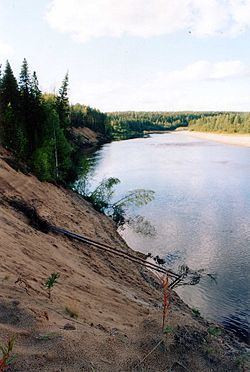 Yarenga River httpsuploadwikimediaorgwikipediacommonsthu