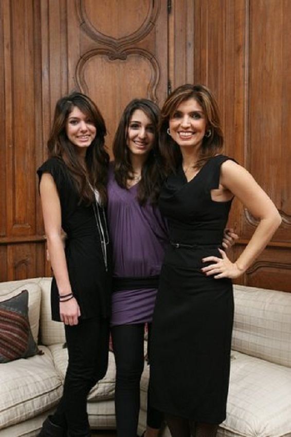 Yasmine Pahlavi R Princess Yasmine Pahlavi with her daughters LR