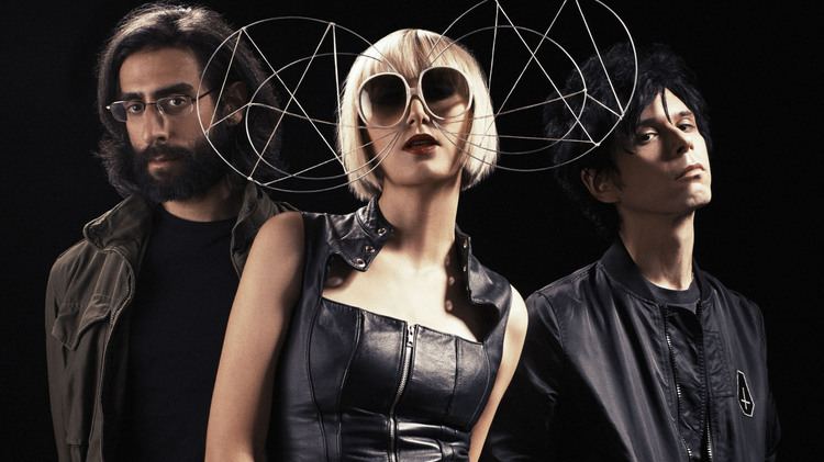Yeah Yeah Yeahs Yeah Yeah Yeahs On Love Songs New York And Transforming On Stage NPR