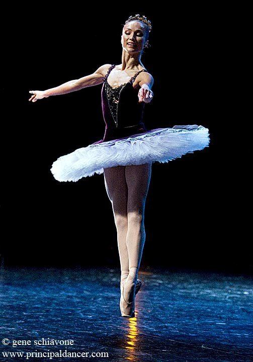 Yekaterina Shipulina Balanchine39s Pas de Trois from Reflections Dance
