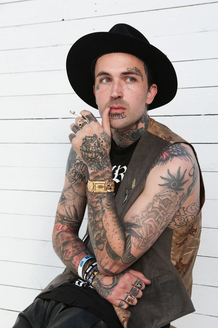 Yelawolf Yelawolf 15 Sexy Stars Who Are Covered in Tattoos