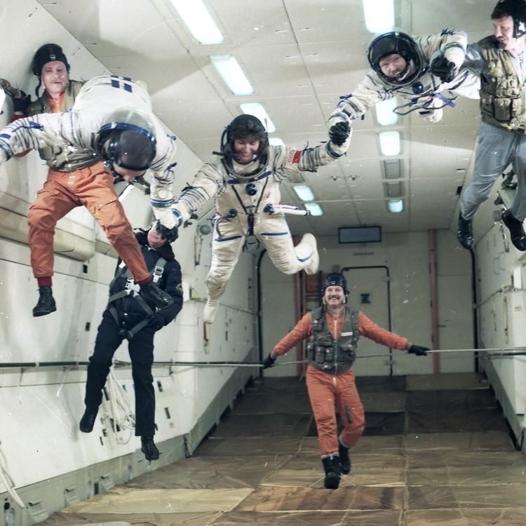 Yelena Kondakova Yelena Kondakova and fellow cosmonauts training in Women in Space
