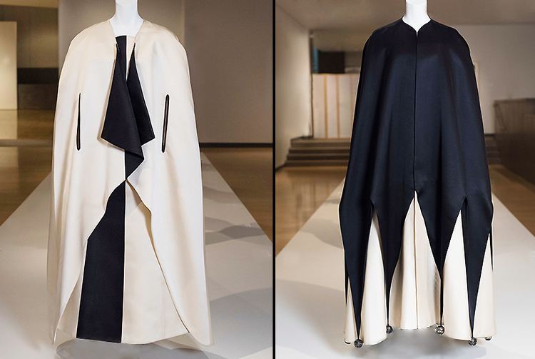 Yeohlee Teng Phoenix Art Museum Showcases Minimalist Gowns by Yeohlee The Red Book