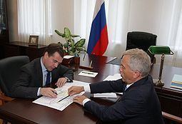 Yevgeny Savchenko httpsuploadwikimediaorgwikipediacommonsthu