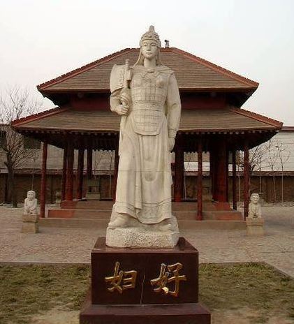 Yinxu Statue of Lady Fu Hao near her tomb at Yinxu Fu Hao who d Flickr
