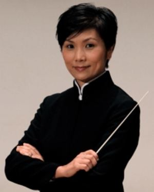 Yip Wing-sie An Interview with Hong Kongs Wingsie Yip Vancouver Classical Music