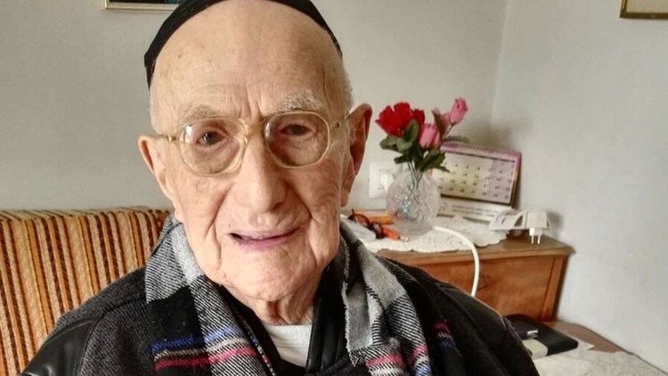 Yisrael Kristal 112yearold Holocaust Survivor Believed To Be Worlds Oldest Man