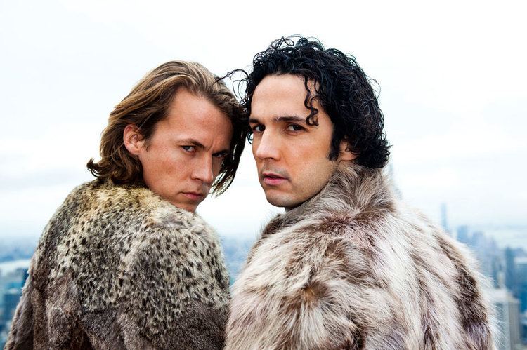 Ylvis 120000000 Ylvis Fans Can39t Be Wrong SPIN