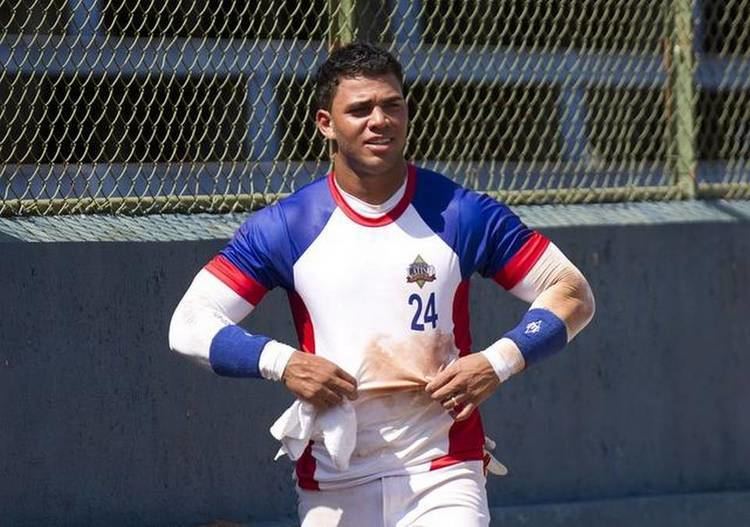 Yoan Moncada Passan Yoan Moncada officially a free agent and able to