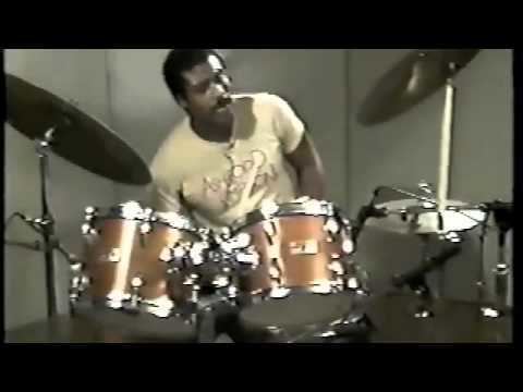 Yogi Horton Yogi Horton Drum Lesson Funk RB Cleaner Audio YouTube