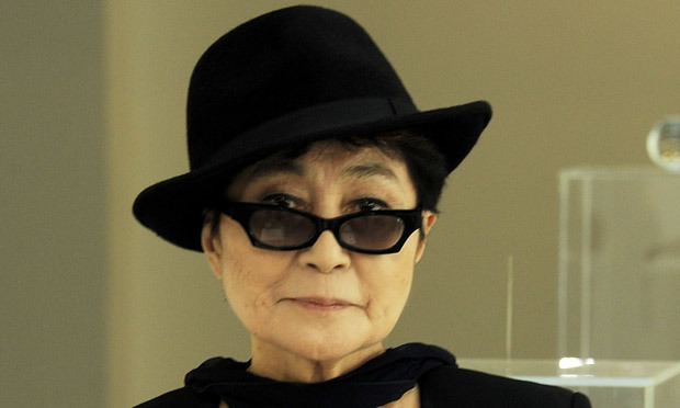 Yoko Ono Yoko Ono uses photo of John Lennon39s bloodied glasses in