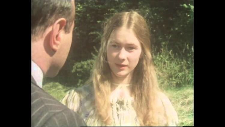 Yolande Palfrey Pennies from Heaven 1978 Arthur meets the blind girl