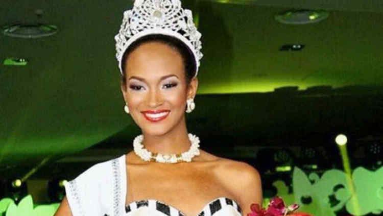 Yomatzy Hazlewood Yomatzy Hazlewood gan la corona de Miss Panam 2014