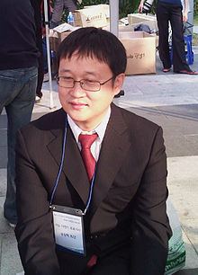 Yoo Chang-hyuk httpsuploadwikimediaorgwikipediacommonsthu