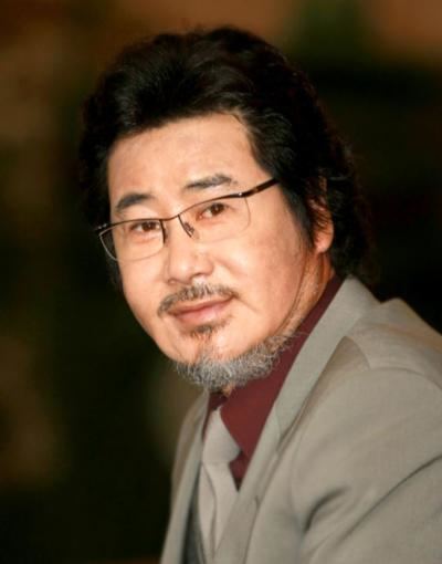 Yoo Dong-geun Yoo Dong Geun Soompi