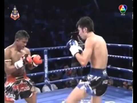 Yoshihiro Sato Buakaw Por Pramuk vs Yoshihiro Sato 20131006 YouTube