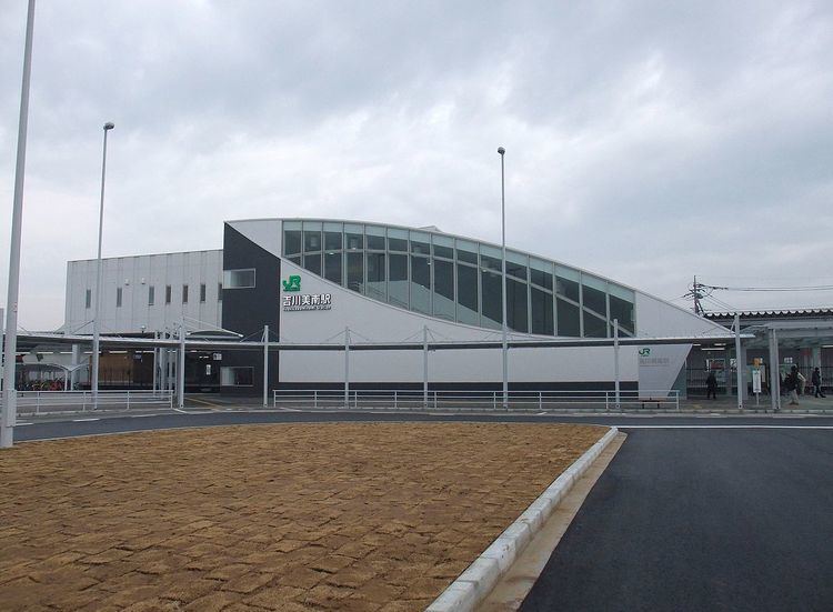 Yoshikawaminami Station