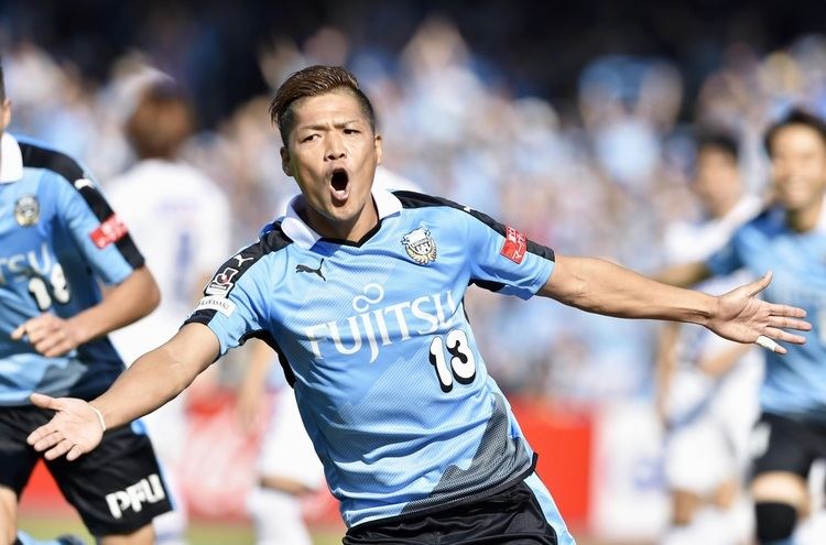 Yoshito Ōkubo Frontale beat Gamba in thriller to stay in title contention The