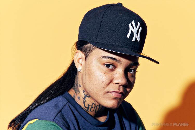Young M.A Young MA Joins Alicia Keys to Perform Blended Family on Fallon