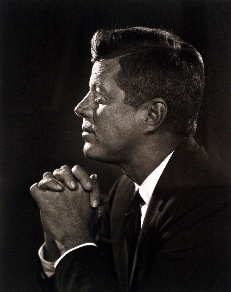 Yousuf Karsh Happy 107th Birthday Yousuf Karsh Waldina