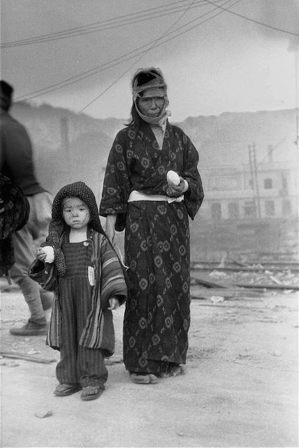 Yōsuke Yamahata Nagasaki Journey The Photographs of Yosuke Yamahata 1996 ASX