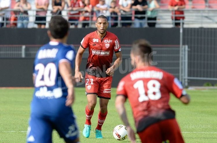 Yunis Abdelhamid Sport local Yunis Abdelhamid vers Reims