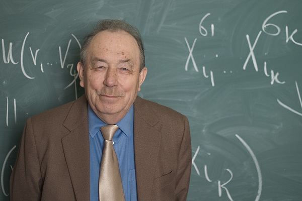 Yuri Zhuravlyov (mathematician)