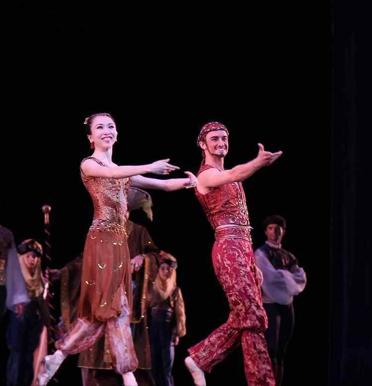 Yuriko Kajiya Yuriko Kajiya and Jared Matthews in Houston Ballet