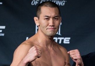 Yushin Okami Yushin Okami MMAWeeklycom