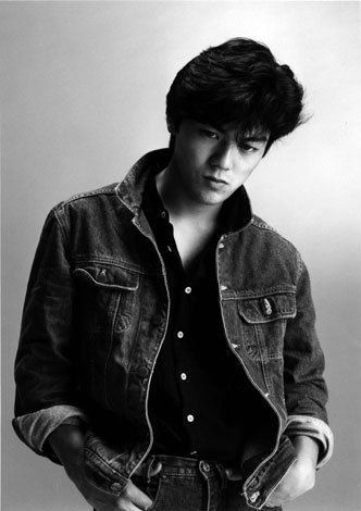Yutaka Ozaki Narimiya Hiroki to play the role of legendary singer