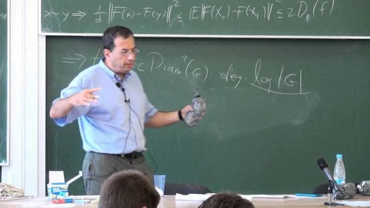 Yuval Peres Lecture 2 Markov chains mixing times hitting times and cover