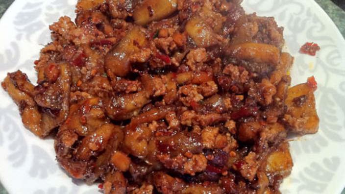 Yuxiang Stirfried eggplant yu xiang eggplant recipe SBS Food