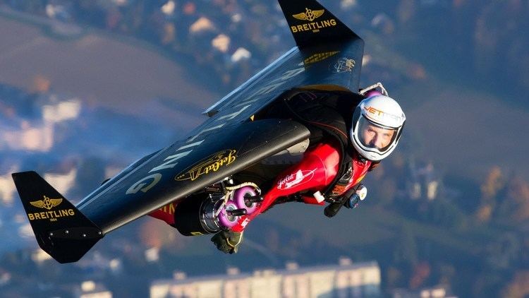 Yves Rossy Yves Rossy Fly with the Jetman YouTube