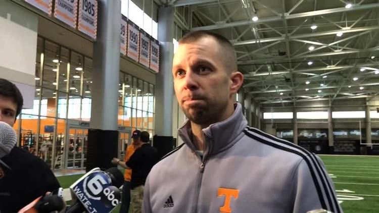 Zach Azzanni Zach Azzanni discusses the injury to receiver Jason Croom