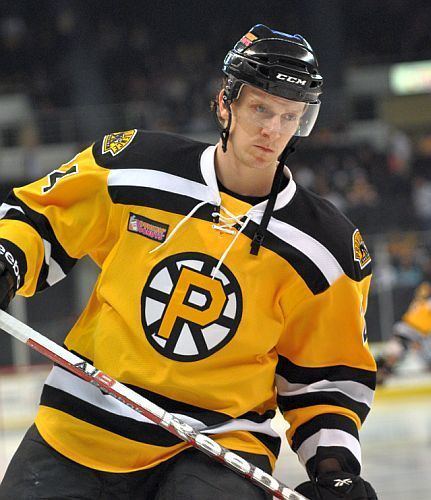 Zach McKelvie Providence Bruins Insider March 2012