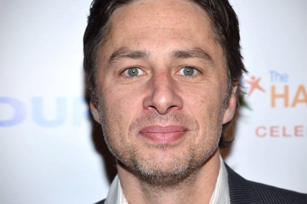 Zack Bragg Zach Braff compares Pharrell to a monkey in an amazingly