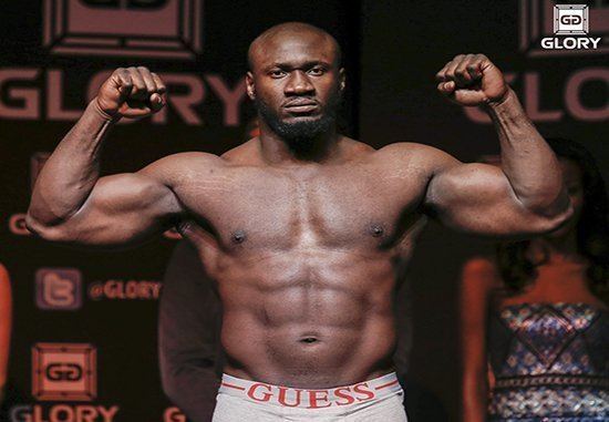 Zack Mwekassa GLORY 18 Results Mwekassa Brutally KOs Collette Advances