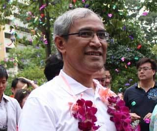 Zainul Abidin (politician) Sg Truth Zainul Abidin PAP MP blamed LKY for losing the GRC in